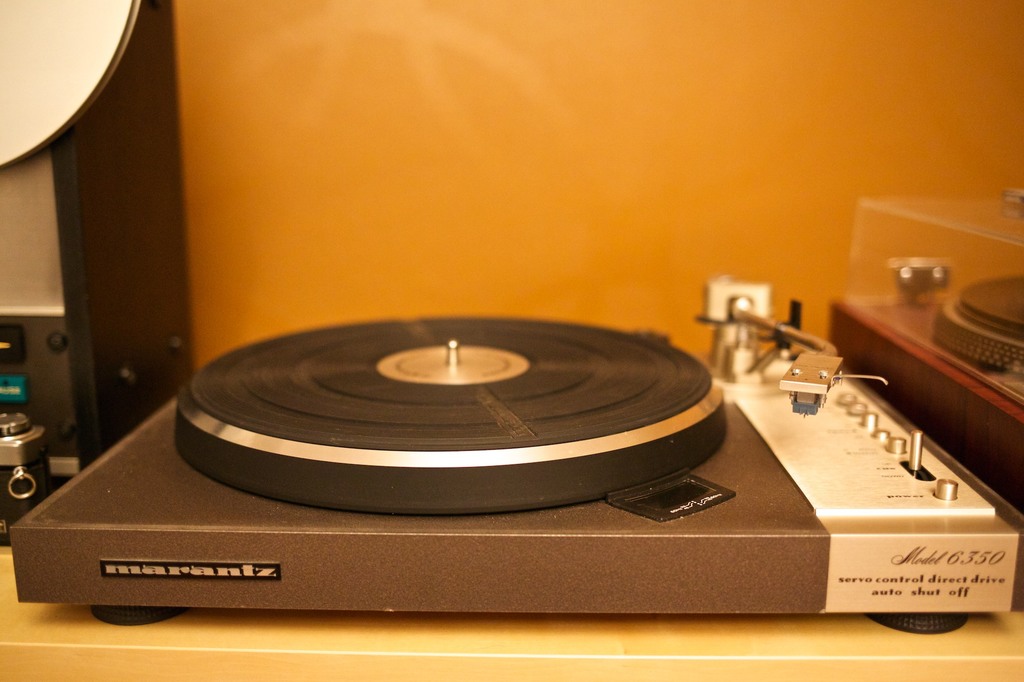 [Bild: marantz_6350_001.jpg]