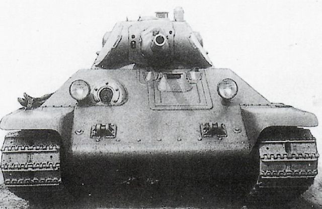 El T-34 76 modelo de 1940 entró en producción a gran escala en el otoño de 1940