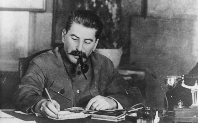 Iósif Vissariónovich Stalin Iósif Vissariónovich Stalin