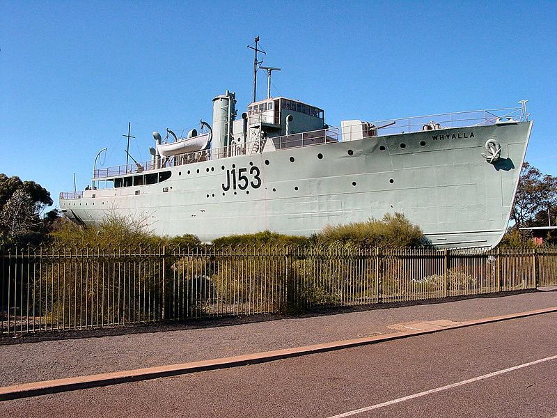 HMAS Whyalla J153 conservado en el Museo Marítimo de Whyalla, Whyalla, Australia del Sur, Australia