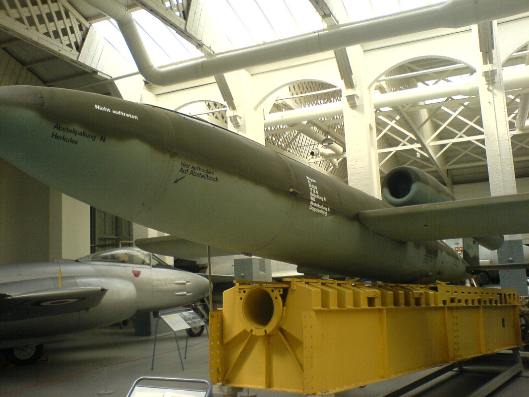 Fieseler Fi 103 Flakzielgerät 76 FZG-76 conservado en el The RAF Museum Cosford, Inglaterra