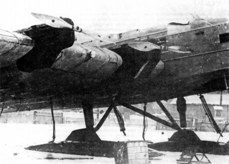 Prototipo ANT-6 con los motores Curtiss V-1570 Conqueror y esquíes, en febrero de 1931