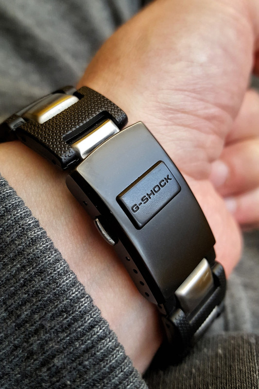 CASIO_G_SHOCK_GW_M5610MOD_B.jpg
