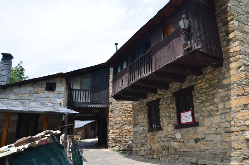 PEÑALBA DE SANTIAGO-22-6-2017-LEÓN - Los pueblos más bonitos de España-2010/2023 (23)